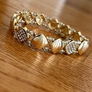 NWT Nine West Gold Diamond Costume Jewelry Stretchy Beaded Bracelet